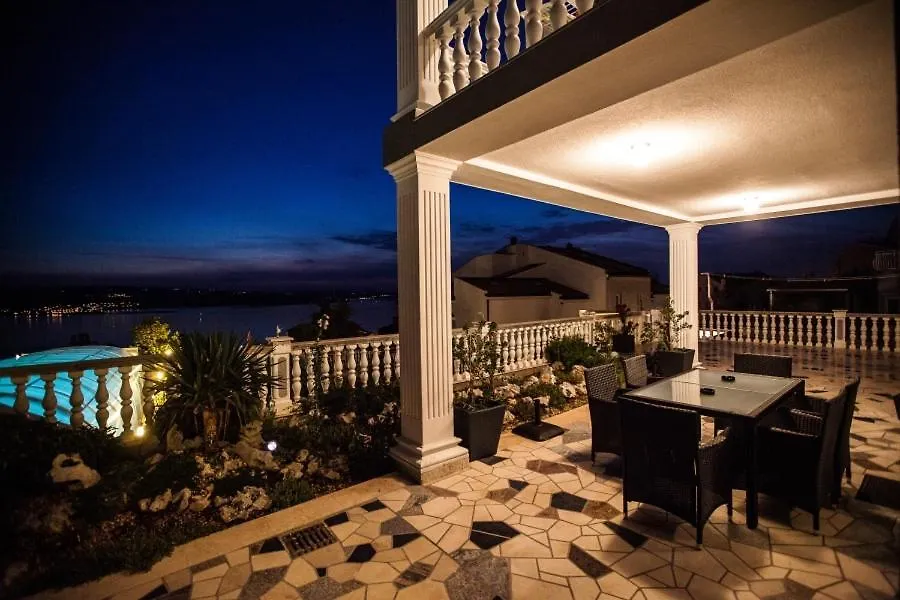 Apartment In Crikvenica With Sea View, Terrace, Air Conditioning, Wifi 3492-8