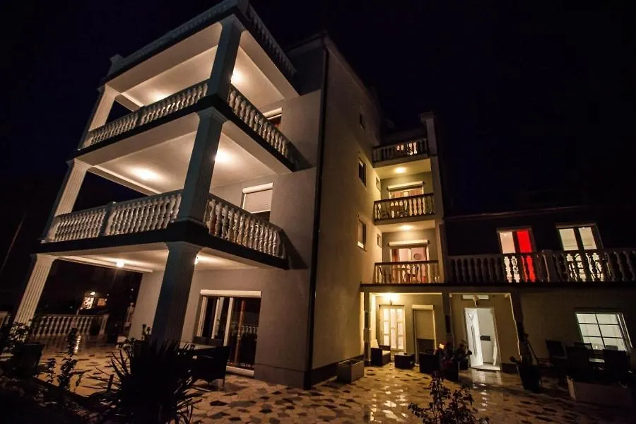 Apartment In Crikvenica With Sea View, Terrace, Air Conditioning, Wifi 3492-8